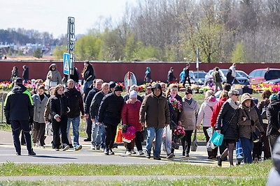 Православные верующие отметили Радуницу