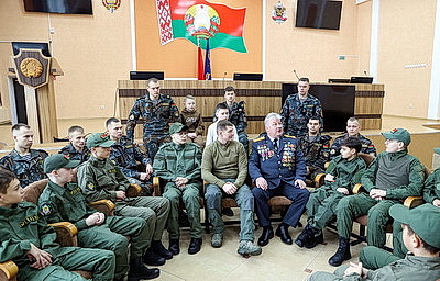 \"С первого занятия понял: здесь воспитывают силу духа, характер\". Чем увлекает гомельских ребят \"Сокол\"