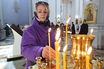Радостью наполняется сердце. Ковчег с Поясом Пресвятой Богородицы встретили в Витебске