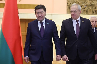 Сергеенко на встрече с делегацией Казахстана отметил роль парламентариев в продвижении объединительной повестки