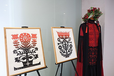 Иностранные дипломаты заговорили на мове. Глава МИД Рыженков встретил их в историческом месте Минска