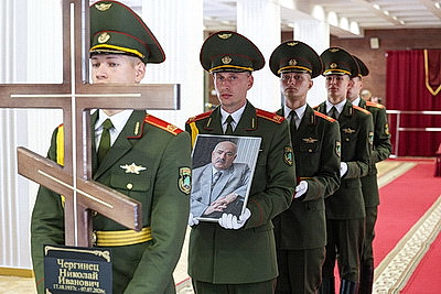 В Минске прощаются с народным писателем Беларуси Николаем Чергинцом
