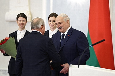 Лукашенко привел к присяге судей Конституционного и Верховного судов