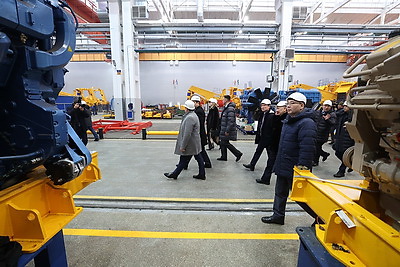 Казахстанская парламентская делегация посетила ОАО \"БЕЛАЗ\"