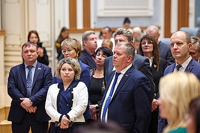 \"Проникнуться атмосферой, в которой работает Президент\". Первая в 2026 году экскурсия прошла во Дворце Независимости