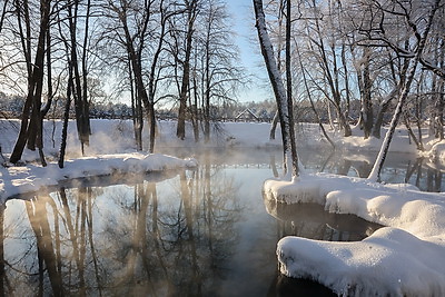 Православные верующие празднуют Крещение Господне