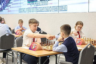 Финал республиканских соревнований по шахматам \"Белая ладья\" стартовал в Минске