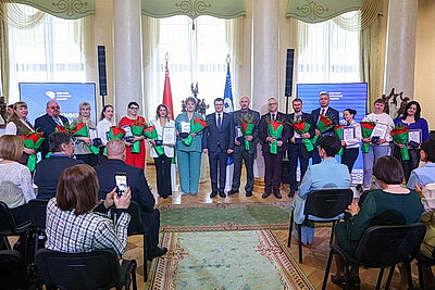 Активные, профессиональные, амбициозные. Более 100 человек получили награды от ФПБ в Минске