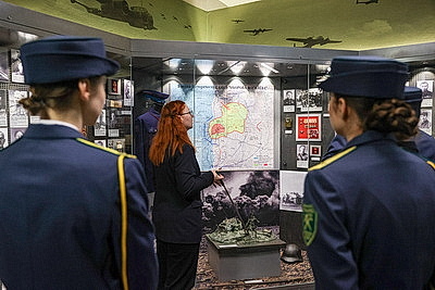 Сотрудники Минской региональной таможни торжественно приняли присягу в музее истории ВОВ