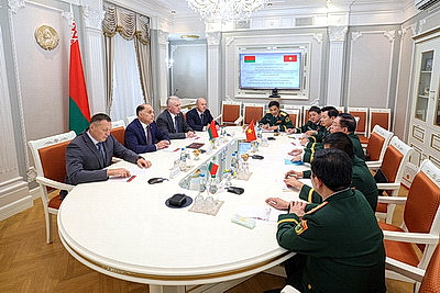 Беларусь и Вьетнам отметили позитивную динамику в сфере военного сотрудничества