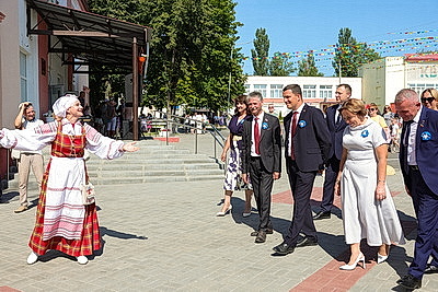 Брендовый фестиваль \"Льняная карусель\" провели в Корме