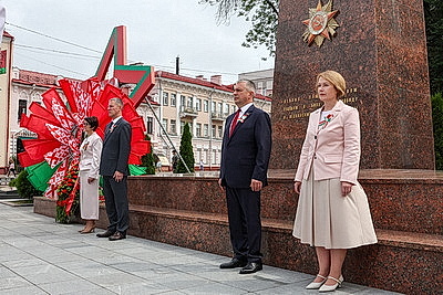 С благодарностью за мир. Торжественное шествие в День Независимости объединило более 20 тыс. жителей и гостей Гомеля