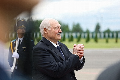 Визит Президента Узбекистана в Беларусь завершился, Лукашенко лично проводил коллегу в аэропорту