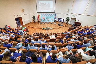 Пять аппаратов ИВЛ передали Городской клинической больнице скорой медицинской помощи