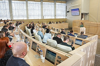 В Совете Республики прошла встреча с участниками образовательного проекта \"Модуль\"