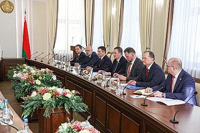 Турчин: Беларусь не будет конфисковывать фуры с литовской регистрацией