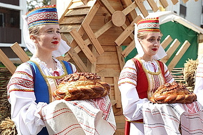 \"Дажынкі-2026\". Фестиваль-ярмарка тружеников села проходит в Барановичском районе