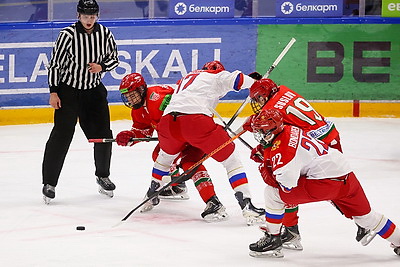 Сборная Беларуси-U18 по хоккею встретилась со сборной России-U17 в серии товарищеских матчей