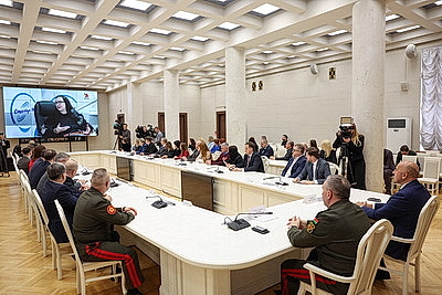 Журналистов БЕЛТА наградили за победу в конкурсе на лучшее освещение развития и строительства Вооруженных Сил