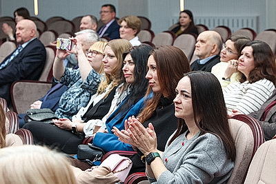 Здесь создают книги, на которых воспитывают поколения. Издательству \"Белорусская наука\" - 100 лет