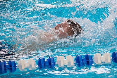 Победа над собой. Турнир по водным видам спорта \"Спешиал Олимпикс\" в Витебске собрал около 80 участников