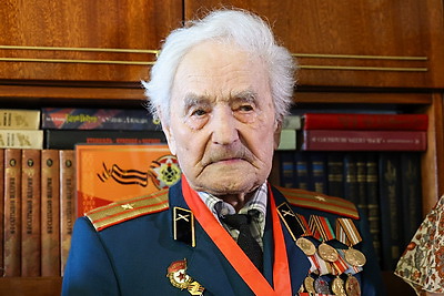 В Минске поздравили Петра Кормщикова с 100-летним юбилеем
