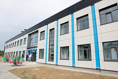 Завод по производству пластиковых комплектующих для аккумуляторных батарей открыли в Пинске