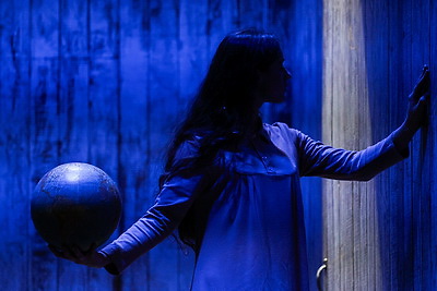 Спектакль \"Земля Эльзы\" прошел в Белорусском государственном молодежном театре