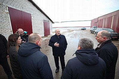 Лукашенко посетил МТК в Логойском районе