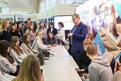Помочь выбрать путь в профессию: выставка для абитуриентов \"Образование и карьера\" открылась в Минске