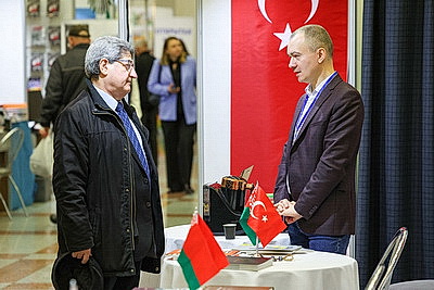 Искусство книги, творческие встречи. В Минске проходит международная книжная выставка-ярмарка