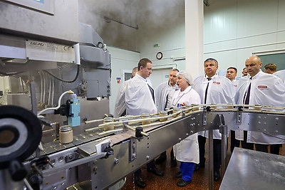 Развитие сырьевой базы и увеличение выпуска продукции. Турчин посетил Оршанский мясоконсервный комбинат