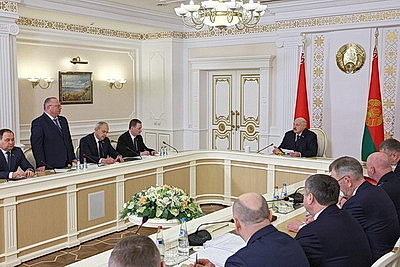 Лукашенко о перспективах Витебской области: нужен пошаговый антикризисный план