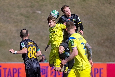 \"Неман\" и БАТЭ сыграли вничью в матче первого круга высшей лиги ЧБ по футболу