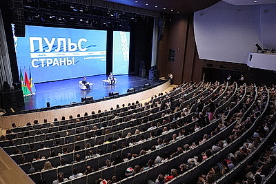 Максимально открытый диалог. Встречи экспертов с населением проходят в регионах