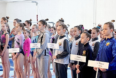 В Витебске стартовал международный турнир по спортивной гимнастике памяти олимпийской чемпионки Тамары Лазакович