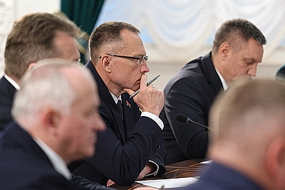 Техника, кадры и надежность сушильного хозяйства. Лукашенко назвал главные условия успеха уборочной