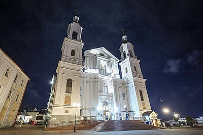 Православные верующие отмечают Пасху