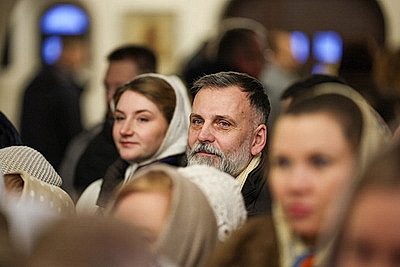 Лукашенко зажег рождественскую свечу в храме в Минском районе