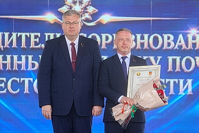 Барановичи, Ивановский и Березовский районы занесены на областную Доску почета