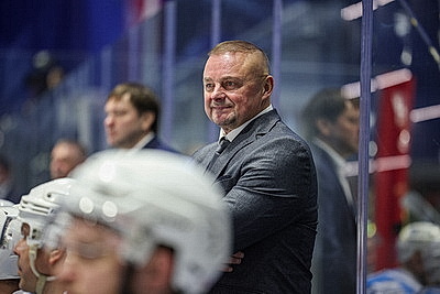 Команда Президента выиграла четвертый матч в РХЛ