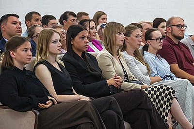 \"Пульс страны: факты, тренды, смыслы\". В регионах проходят встречи экспертов с населением