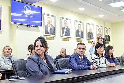 Терехов представил нового министра архитектуры и строительства коллективу ведомства