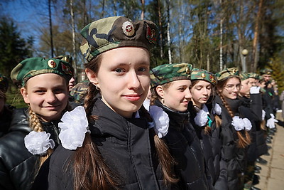 Торжественная отправка новобранцев на срочную военную службу прошла в Минске и регионах Беларуси