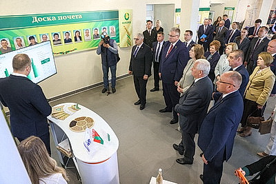 Кочанова: депутаты на местах первыми видят проблемы людей и знают об их реальных потребностях