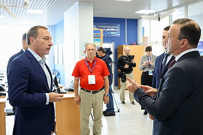 Способность превращать знания в действия. Снопков встретился с молодыми аналитиками
