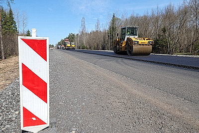 В Лепельском районе идет реконструкция автодороги Р46