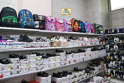 В минском магазине провели мониторинг товаров для школьников