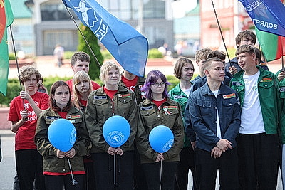 Путевки в трудовое лето получили студотряды Минской области