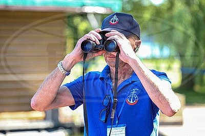 Всегда начеку. Как несут вахту спасатели ОСВОД на Минском море в разгар пляжного сезона